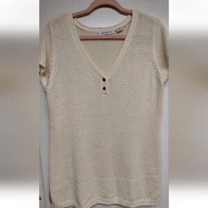 Liz Claiborne Short-Sleeved Long Knit Top V-Neck 2 Button Women's XL Cream Color